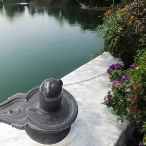 Handcrafted Black Marble Shiva Lingam – Religious Art, Spiritual Home & Pooja Decor